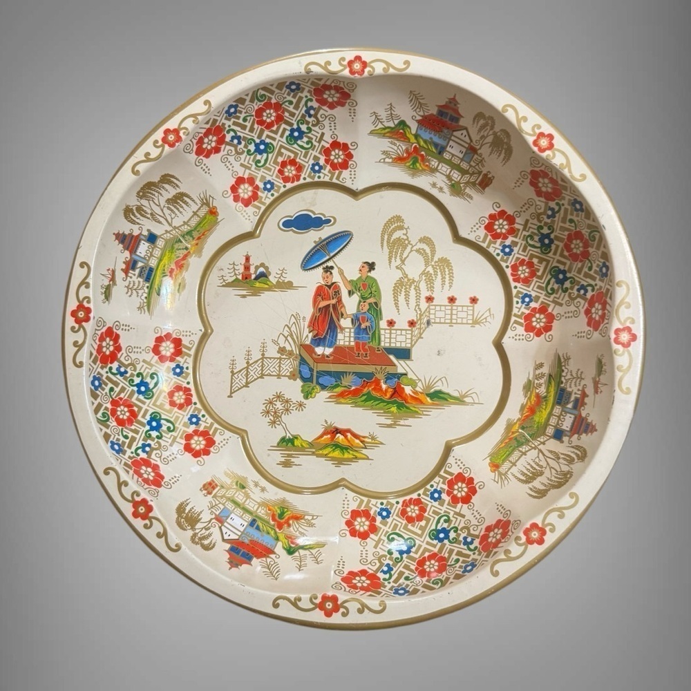 VINTAGE DAHER DECORATED WARE METAL ASIAN DISH